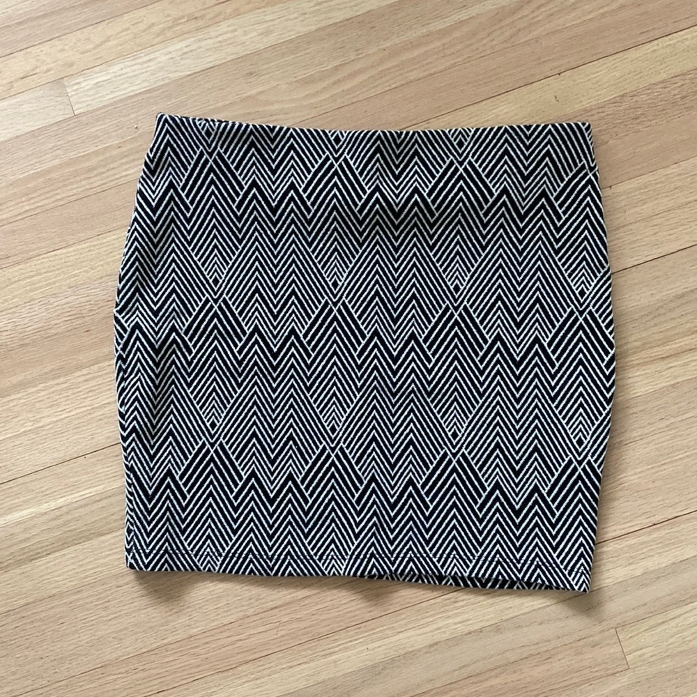 Zara Stretchy Mini Skirt - Size L